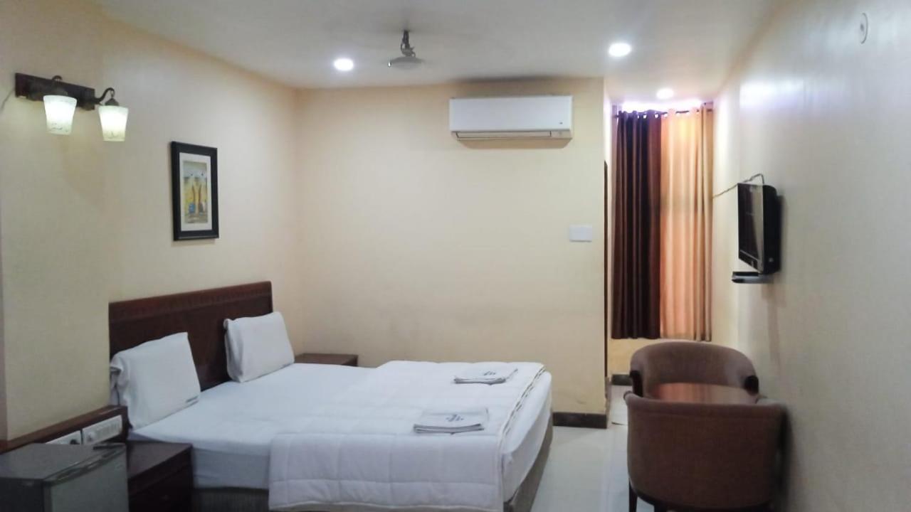 Sriannamalaiyar Residency Hotell Vellore Eksteriør bilde